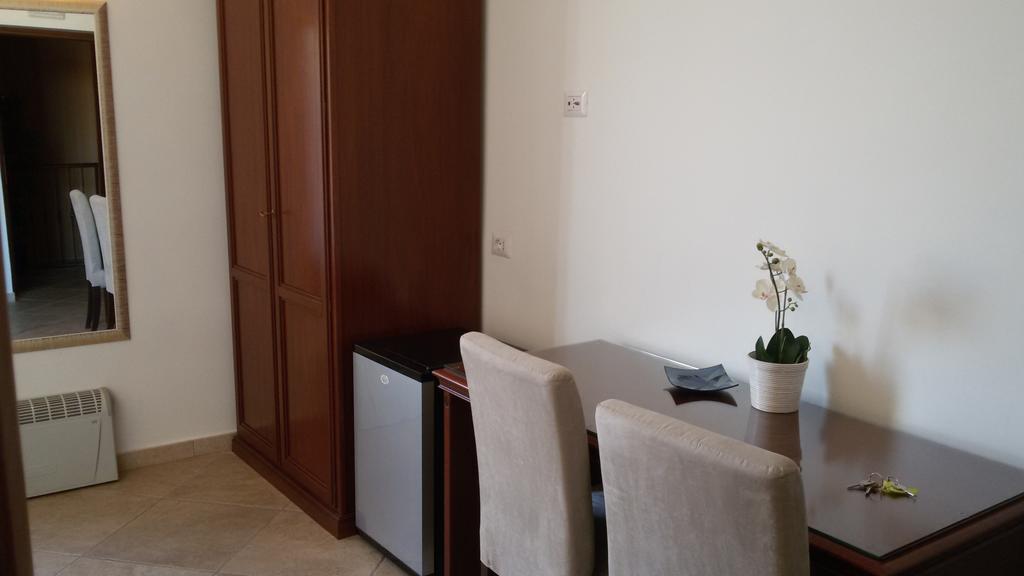 Mrs Julie Guesthouse Roma Camera foto